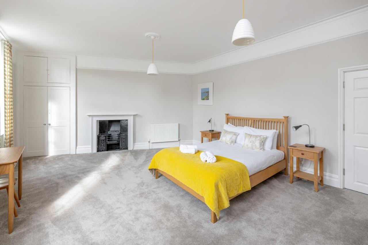 Spacious Maisonette With Parking - 10 Mins Walk From Bath Abbey - 2 Bed & 2 Bath Bagian luar foto